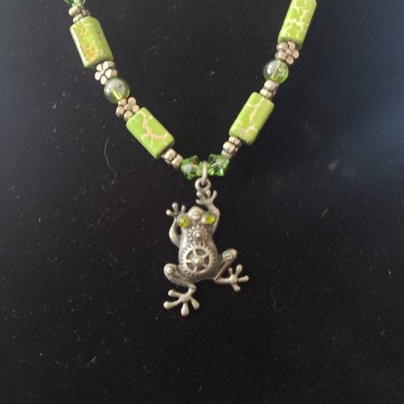 Chokers - Picture 8 of 16